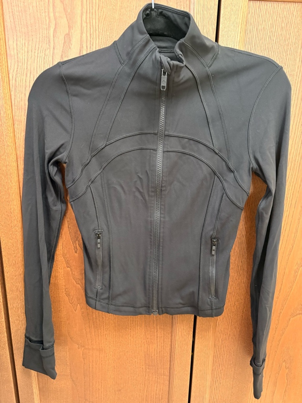 Lululemon Black Women's Zip-Up Performance Jacket *Cropped Fit*